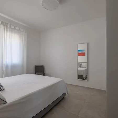 Apartment Le Nacchere Dimore A Portata Di Mare Calasetta
