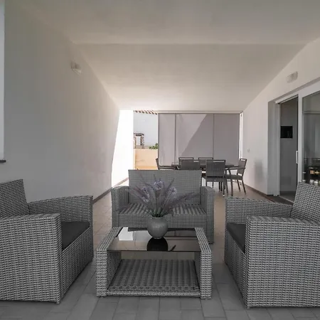 Apartment Le Nacchere Dimore A Portata Di Mare Calasetta
