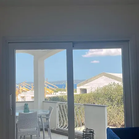 Apartment Le Nacchere Dimore A Portata Di Mare Calasetta